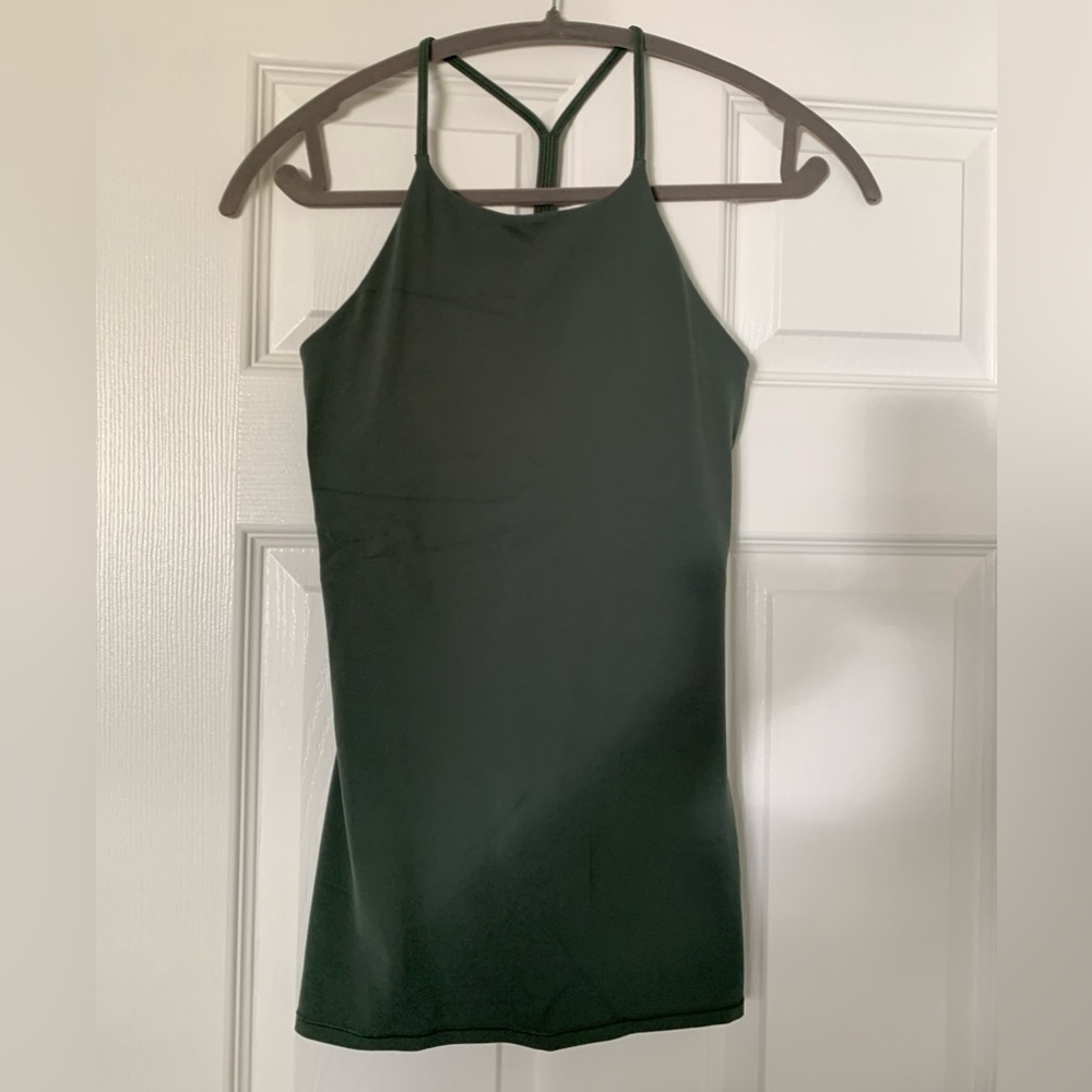 🫒 Lululemon High Neck Tank 🫒